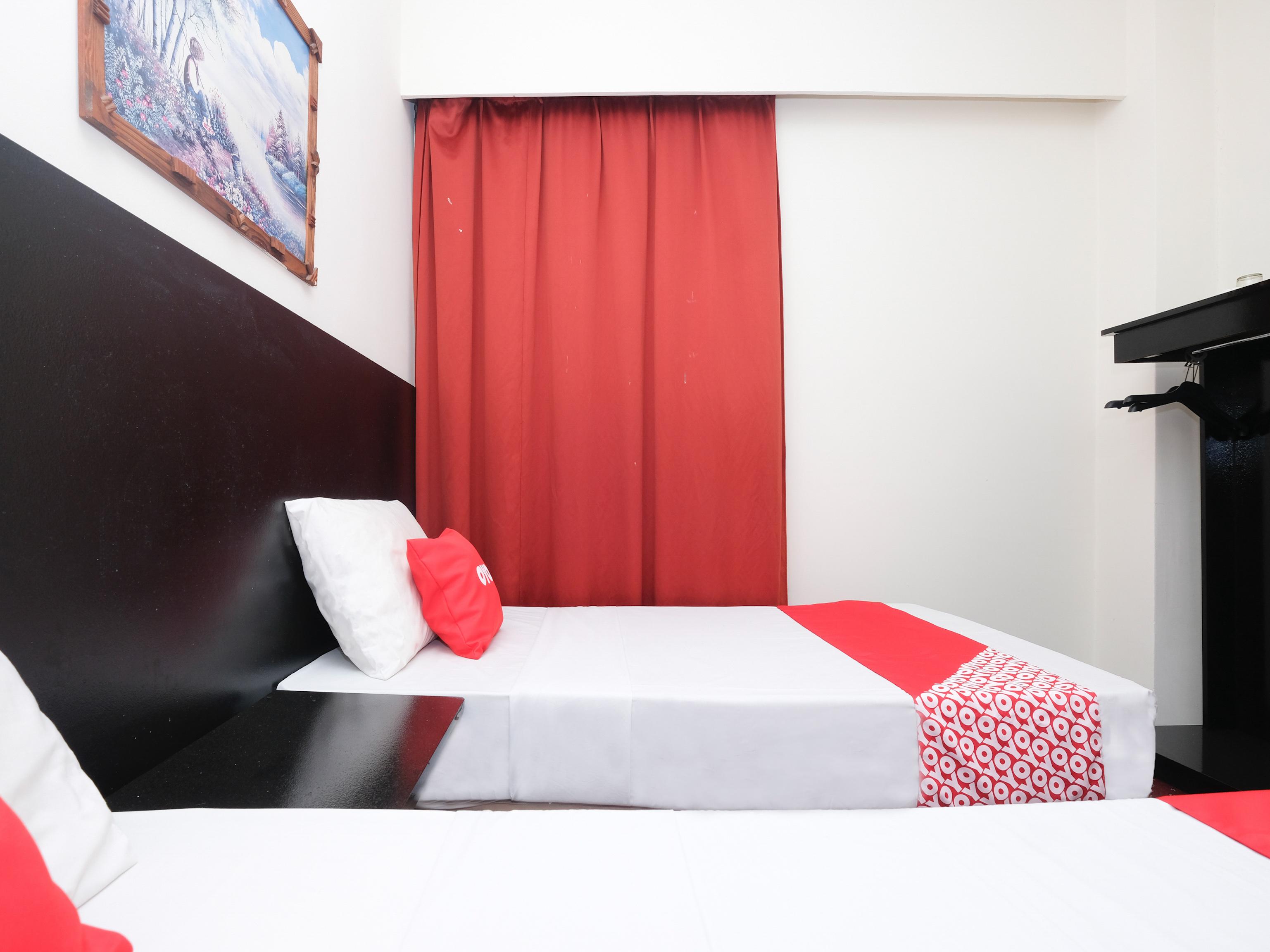 Hotel Sri Sutra - Sungai Buloh Петалинг-Джая Экстерьер фото
