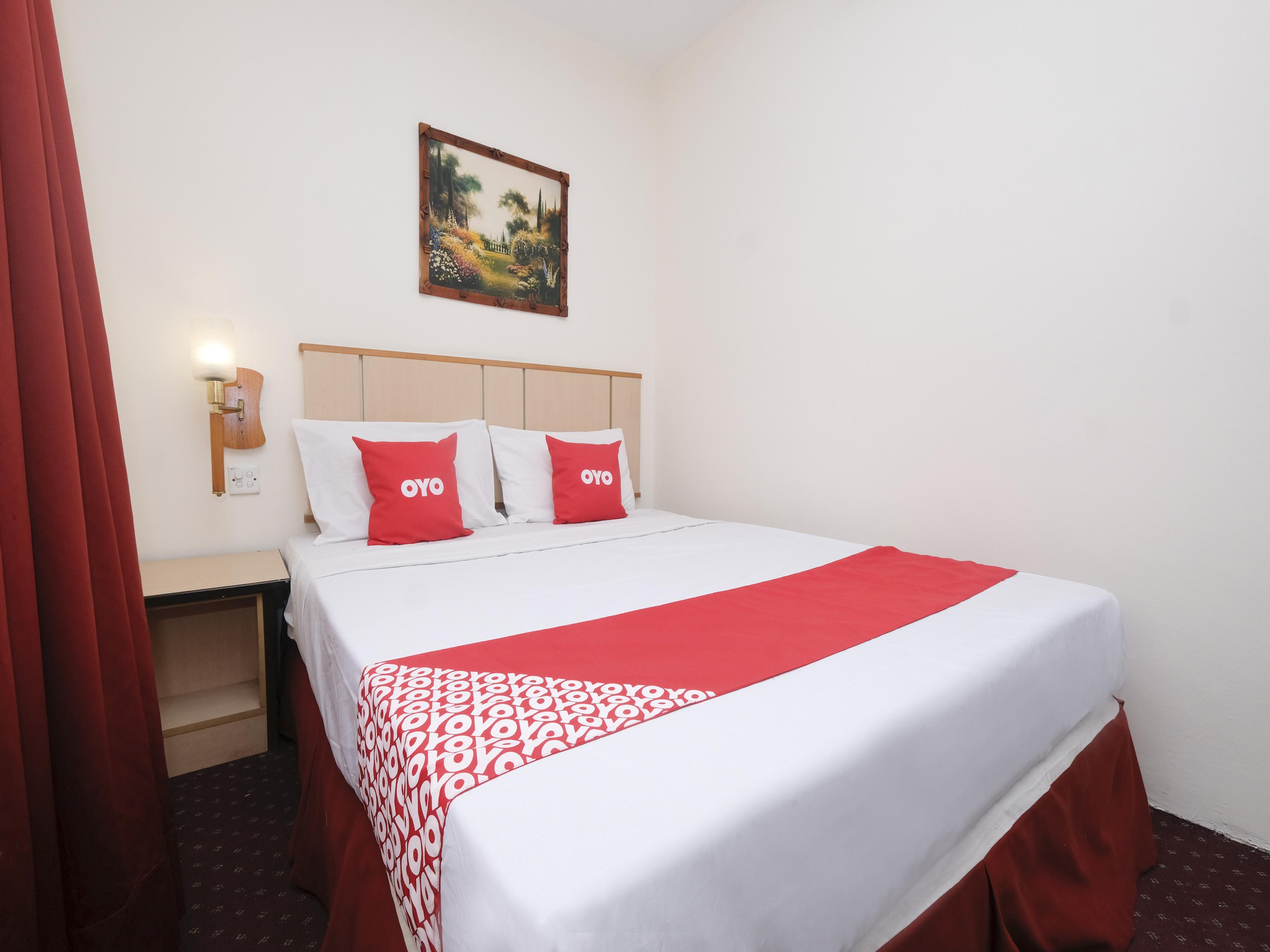 Hotel Sri Sutra - Sungai Buloh Петалинг-Джая Экстерьер фото