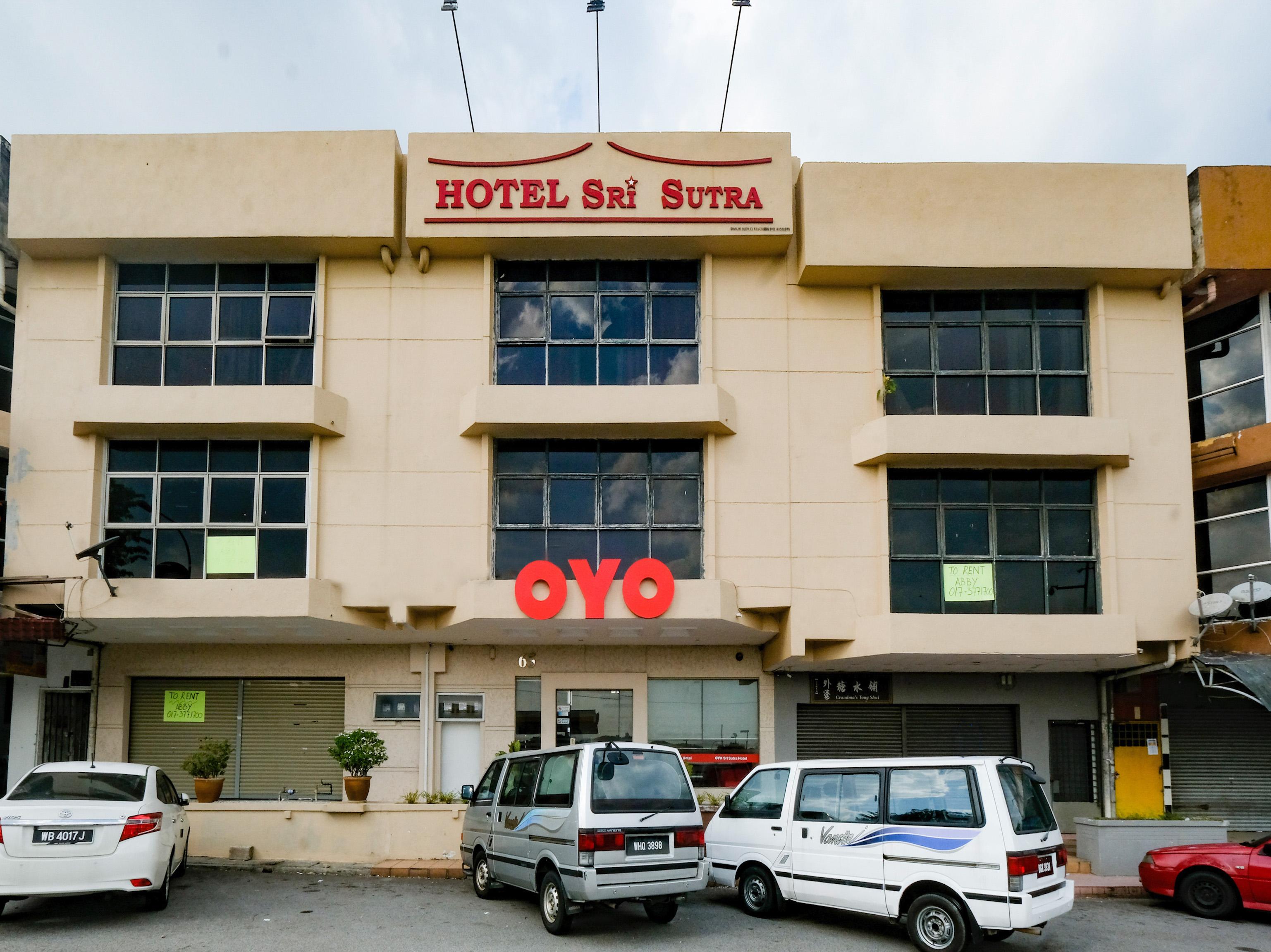 Hotel Sri Sutra - Sungai Buloh Петалинг-Джая Экстерьер фото